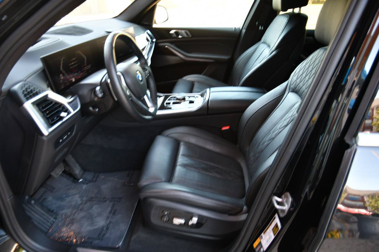Used 2025 BMW X5 xDrive50e AWD/4WD image 27