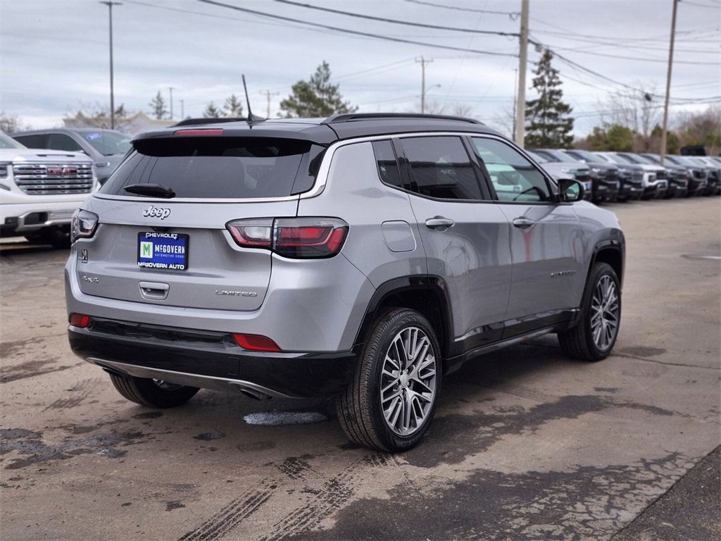 Used 2023 Jeep Compass Limited w/ Elite Group image 5