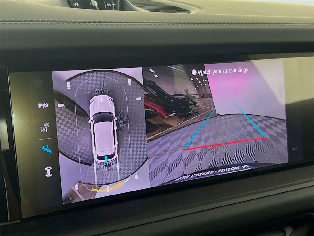 New 2026 Porsche Cayenne GTS image 17