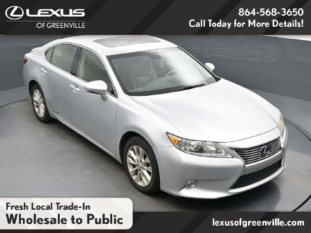Used 2013 Lexus ES 300h FWD image 23