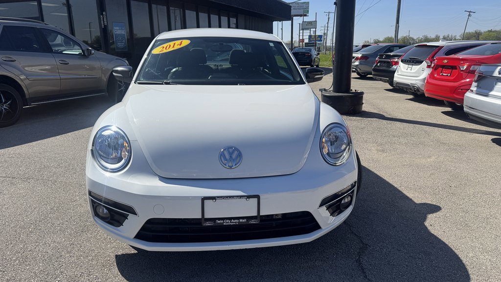 Used 2014 Volkswagen Beetle R-Line FWD image 3