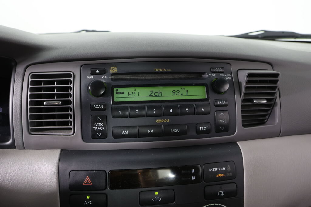 Used 2005 Toyota Corolla LE FWD image 33