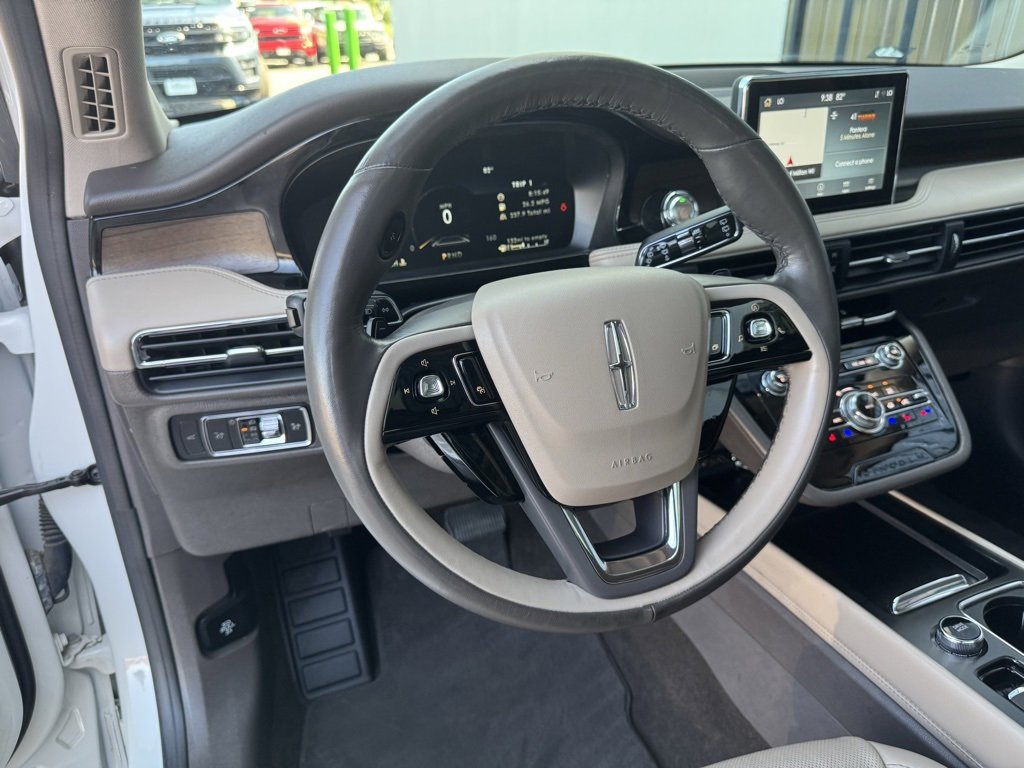 Used 2022 Lincoln Corsair Reserve w/ Equipment Group 201A image 12