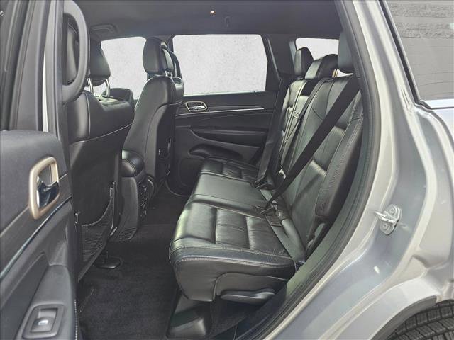 Used 2016 Jeep Grand Cherokee Limited image 15