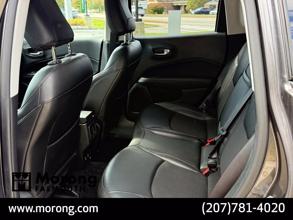 Used 2019 Jeep Compass Latitude w/ Cold Weather Group AWD/4WD image 19