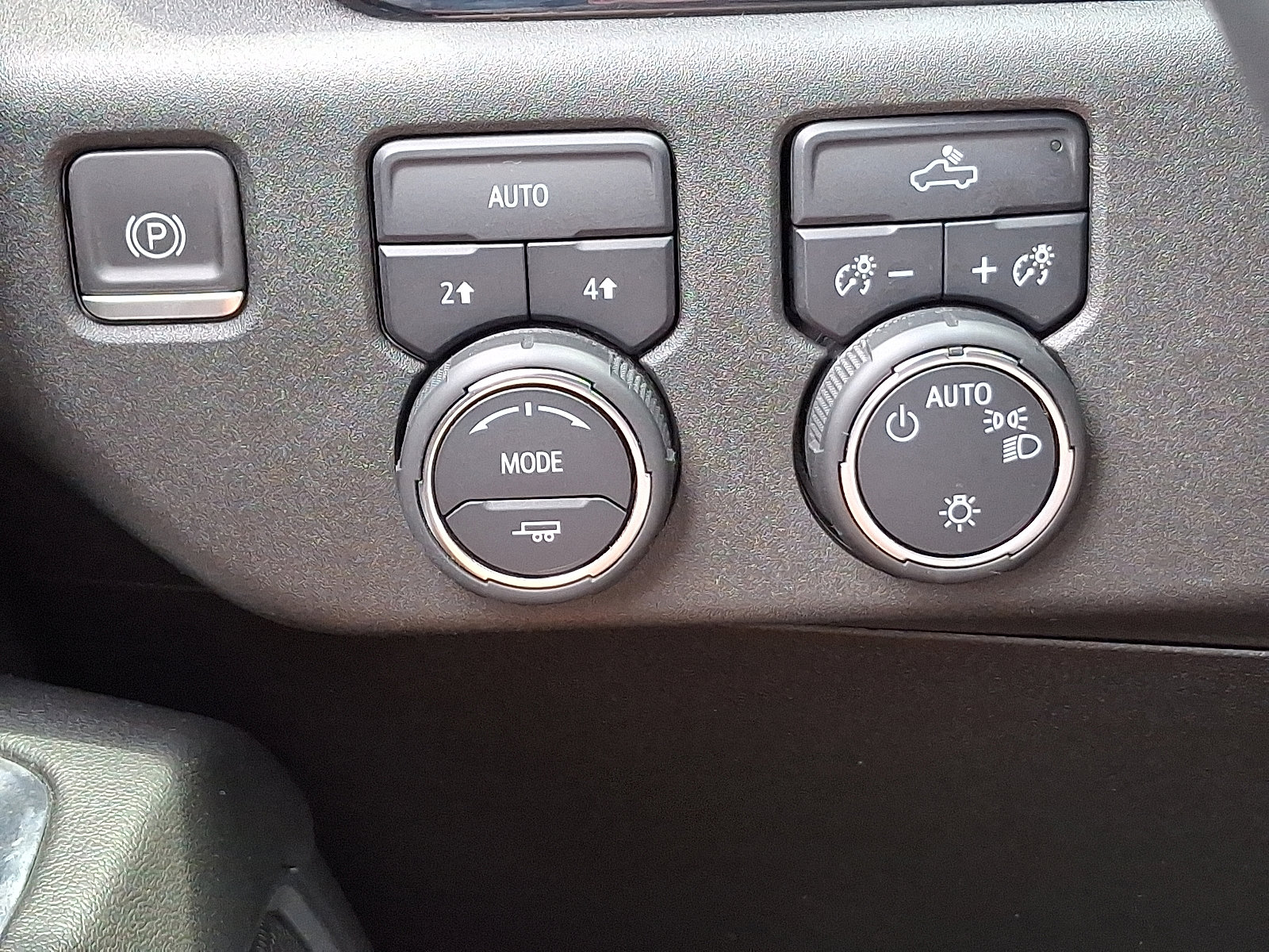 Certified 2024 Chevrolet Silverado 1500 LT image 23