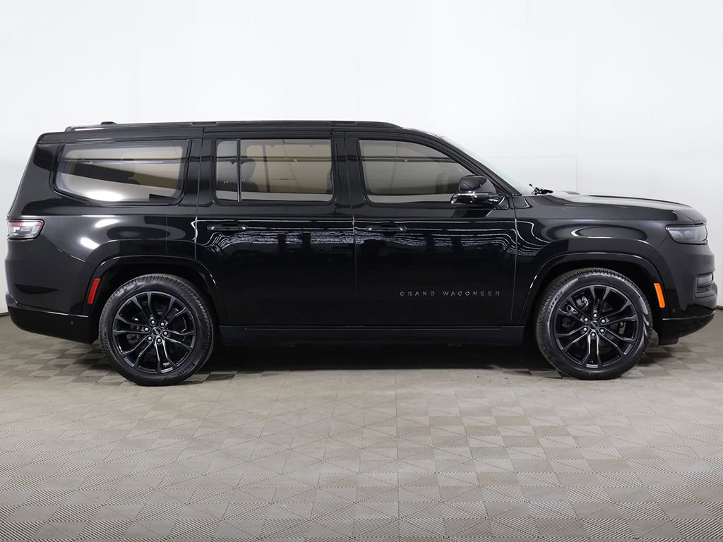 Used 2023 Jeep Grand Wagoneer Series III w/ Quick Order Packagew 28T AWD/4WD image 24