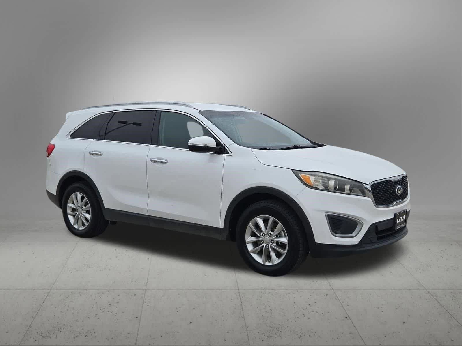 Used 2016 Kia Sorento FWD image 8