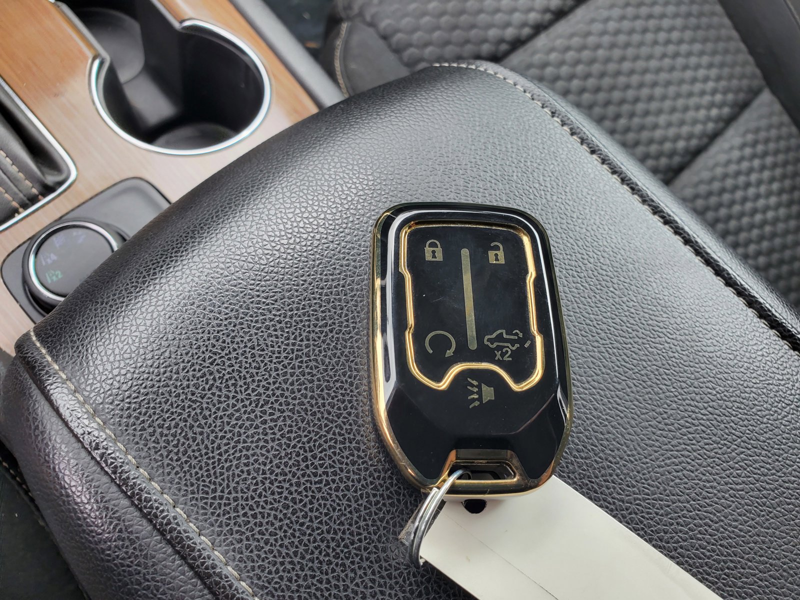 Used 2019 GMC Acadia SLE image 27