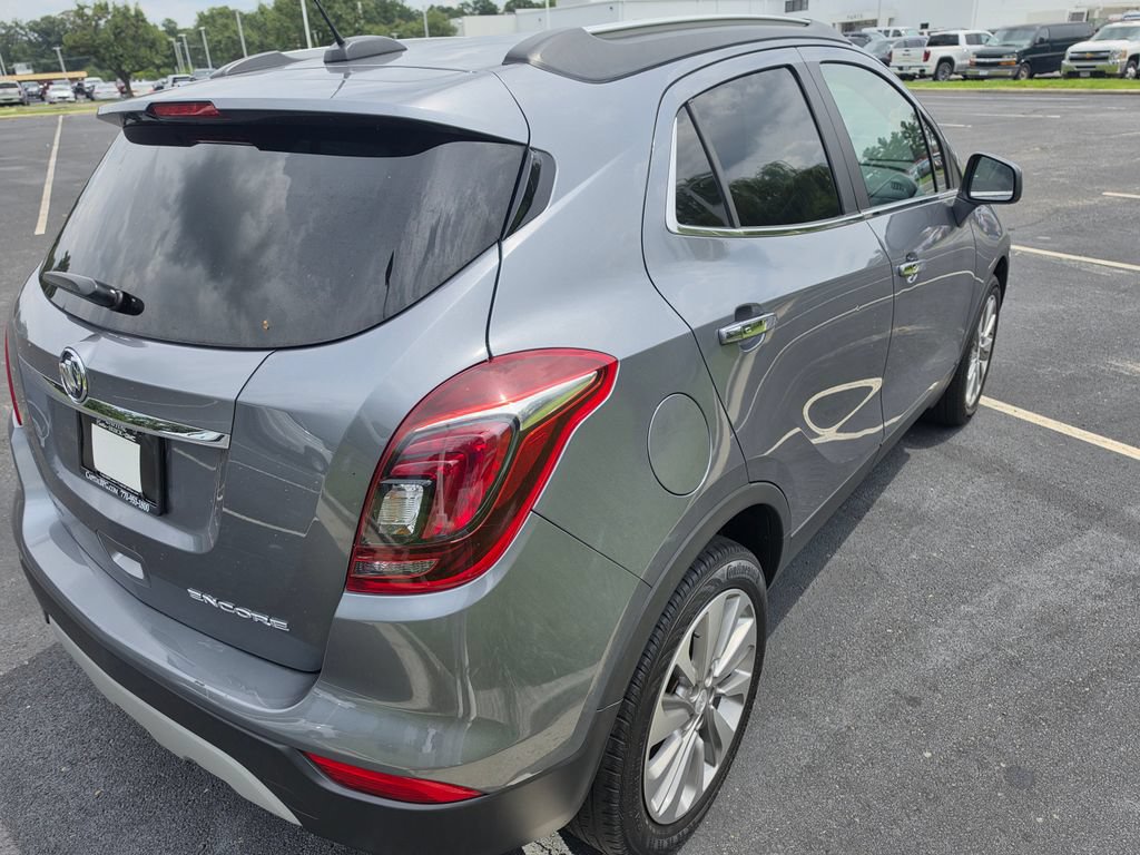 Used 2020 Buick Encore Preferred FWD image 31