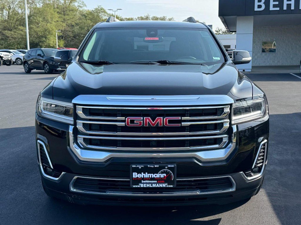 Used 2023 GMC Acadia SLT w/ Preferred Package FWD image 12