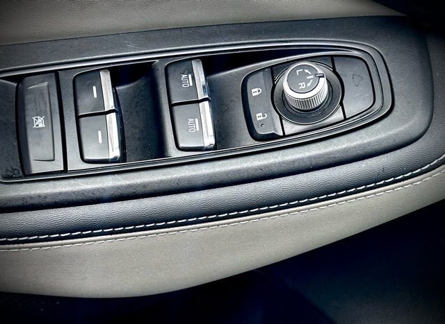 Used 2022 Subaru Forester Limited image 23