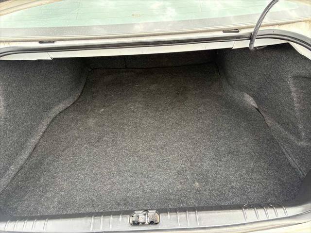 Used 2015 Chevrolet Impala LT w/ LT Sunroof Package FWD image 19