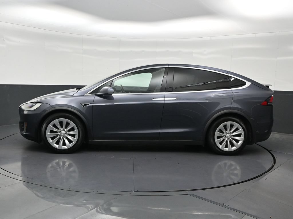 Used 2019 Tesla Model X AWD/4WD image 2