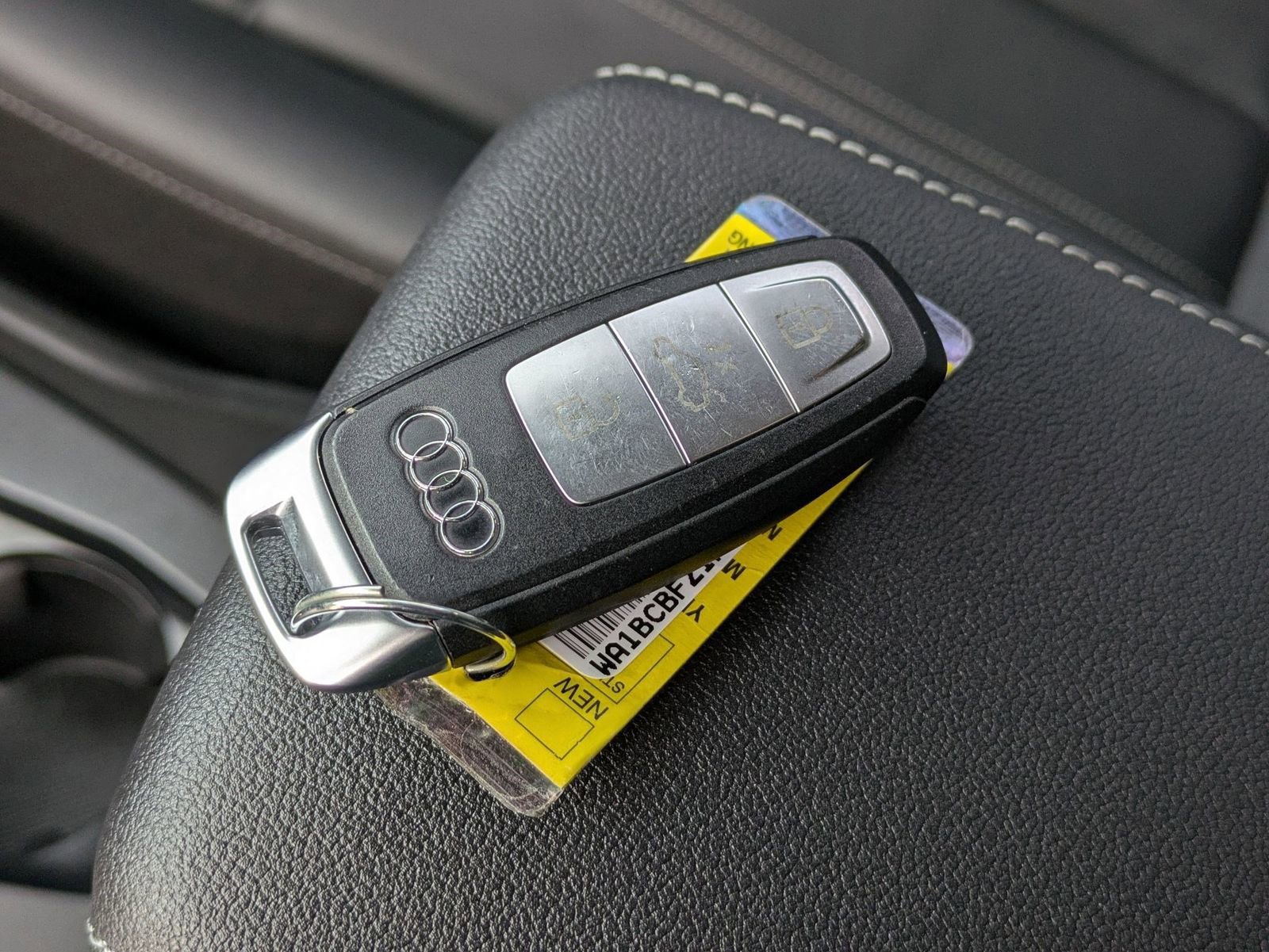 Used 2023 Audi Q4 e-tron Premium Plus w/ Premium Plus image 32