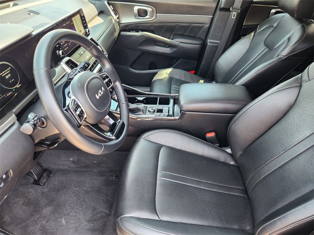Used 2023 Kia Sorento SX image 10
