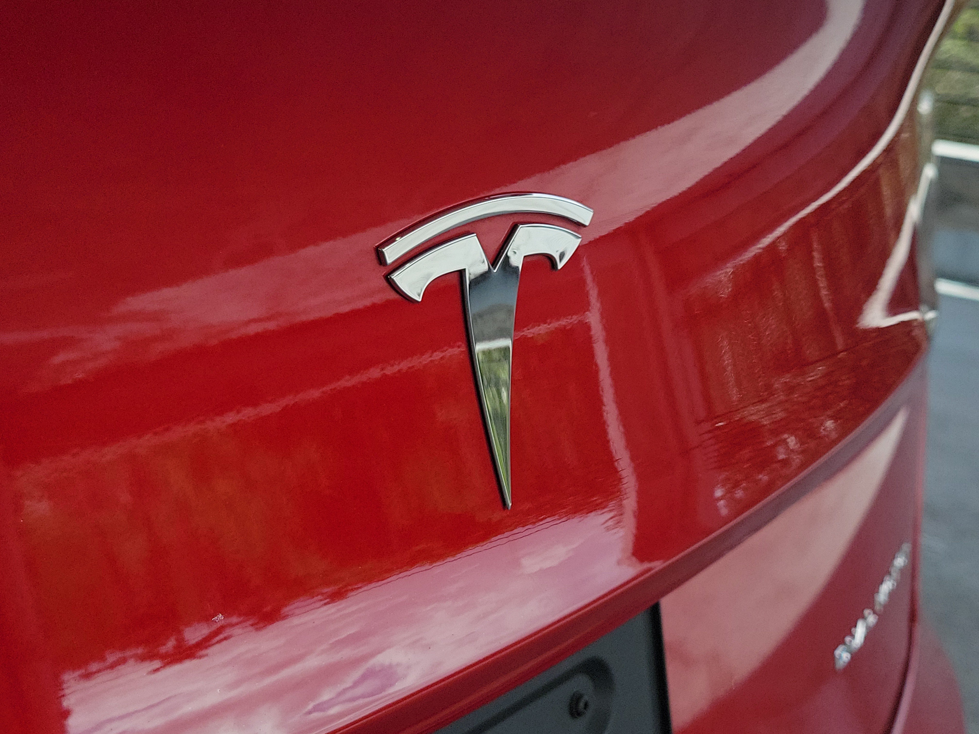 Used 2022 Tesla Model 3 Long Range AWD/4WD image 6
