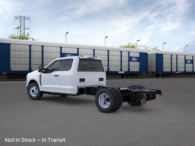 New 2026 Ford F350 XL w/ XL Chrome Package RWD image 4
