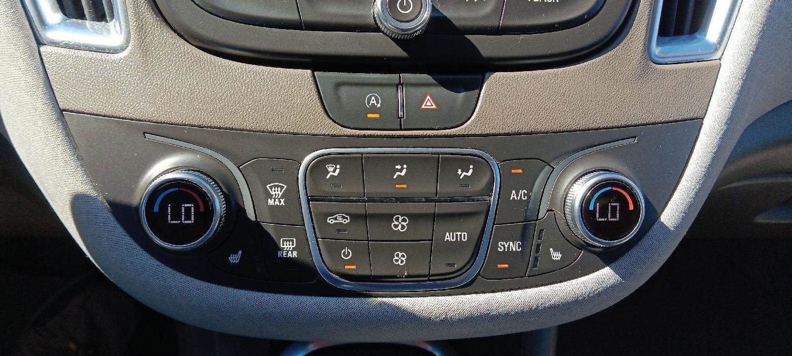 Used 2020 Chevrolet Malibu LT image 19