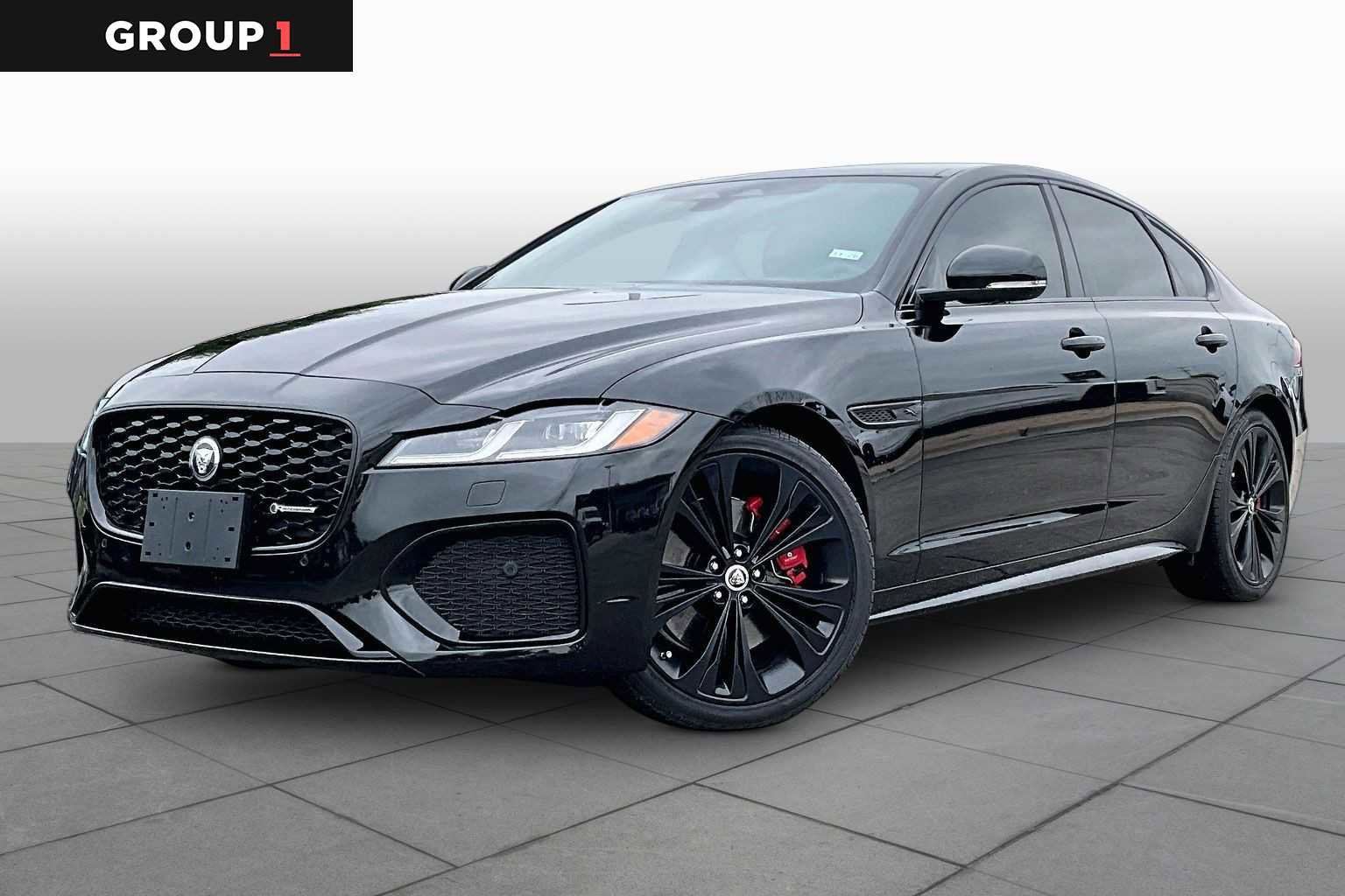 Used 2024 Jaguar XF R-Dynamic SE AWD/4WD image 1