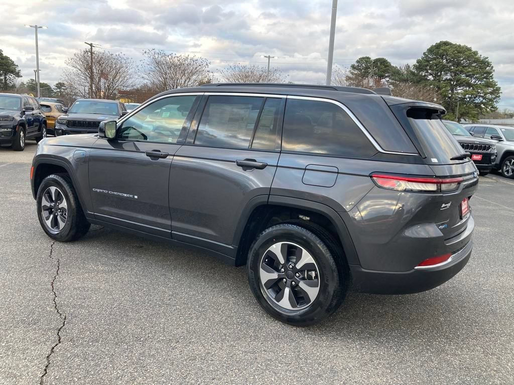 New 2024 Jeep Grand Cherokee Limited 4xe w/ Luxury Tech Group II AWD/4WD video 3