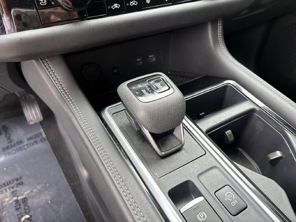 Certified 2024 Nissan Pathfinder Platinum AWD/4WD image 35