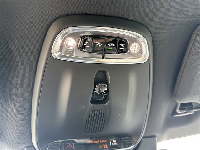 Used 2020 Volvo XC90 T6 R-Design w/ Protection Package Premier image 33