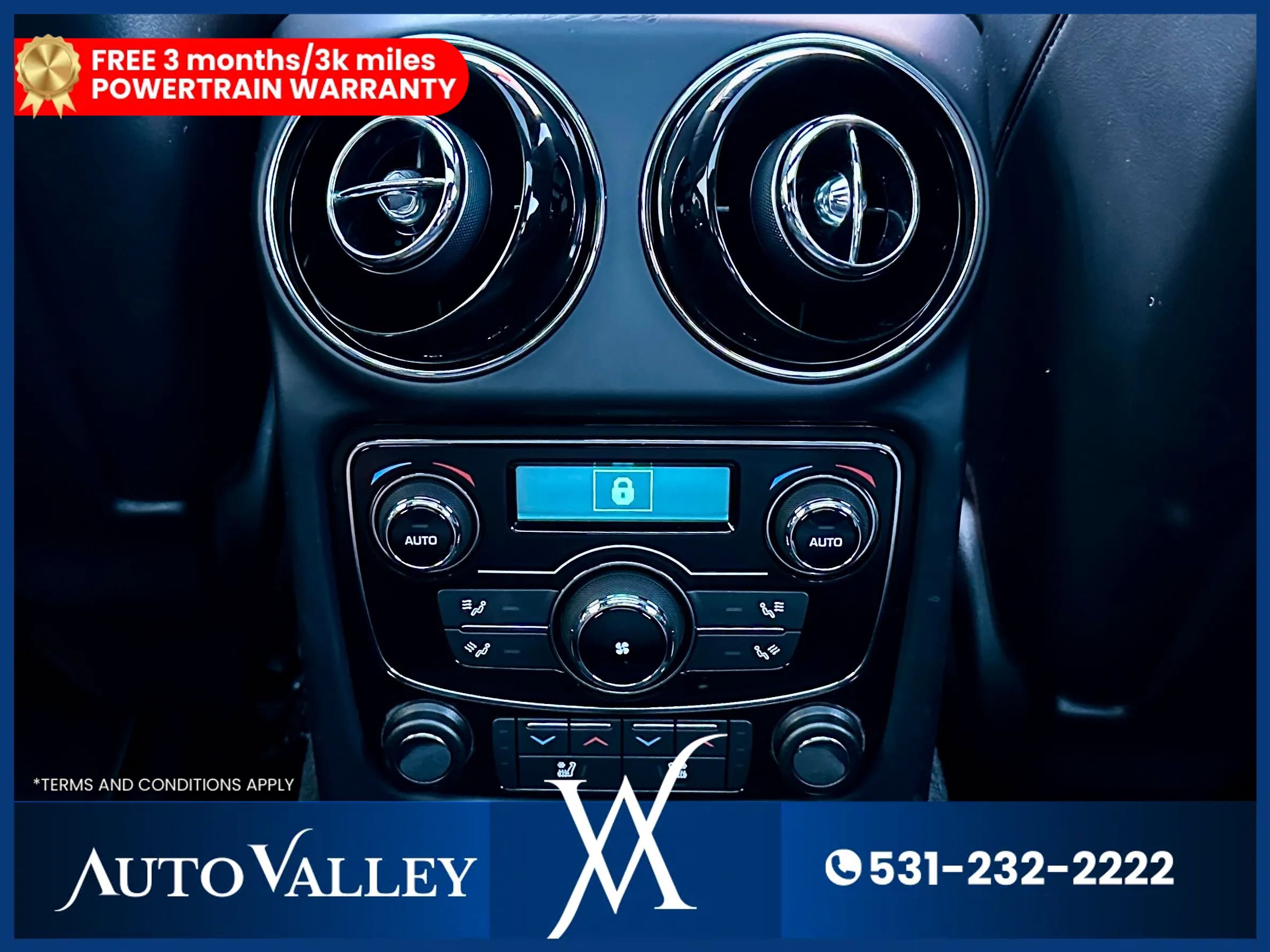 Used 2015 Jaguar XJ AWD image 38