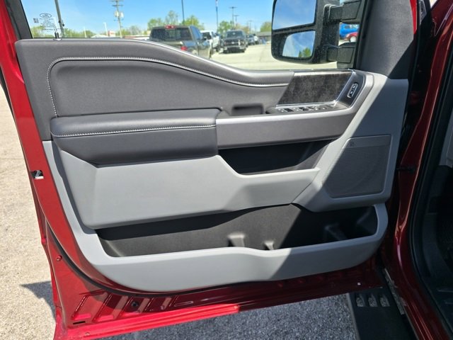 New 2025 Ford F350 XLT w/ Black Appearance Package image 10