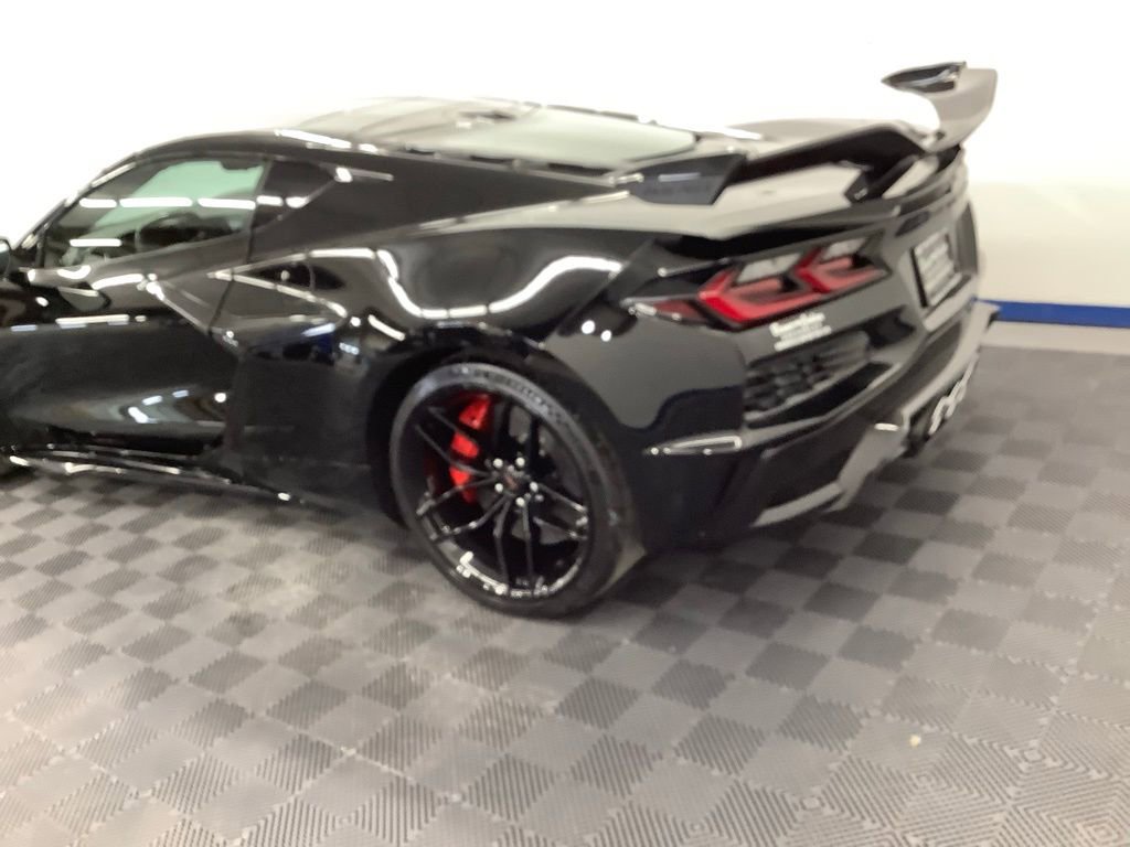 New 2026 Chevrolet Corvette Z06 w/ Z07 Performance Package image 3