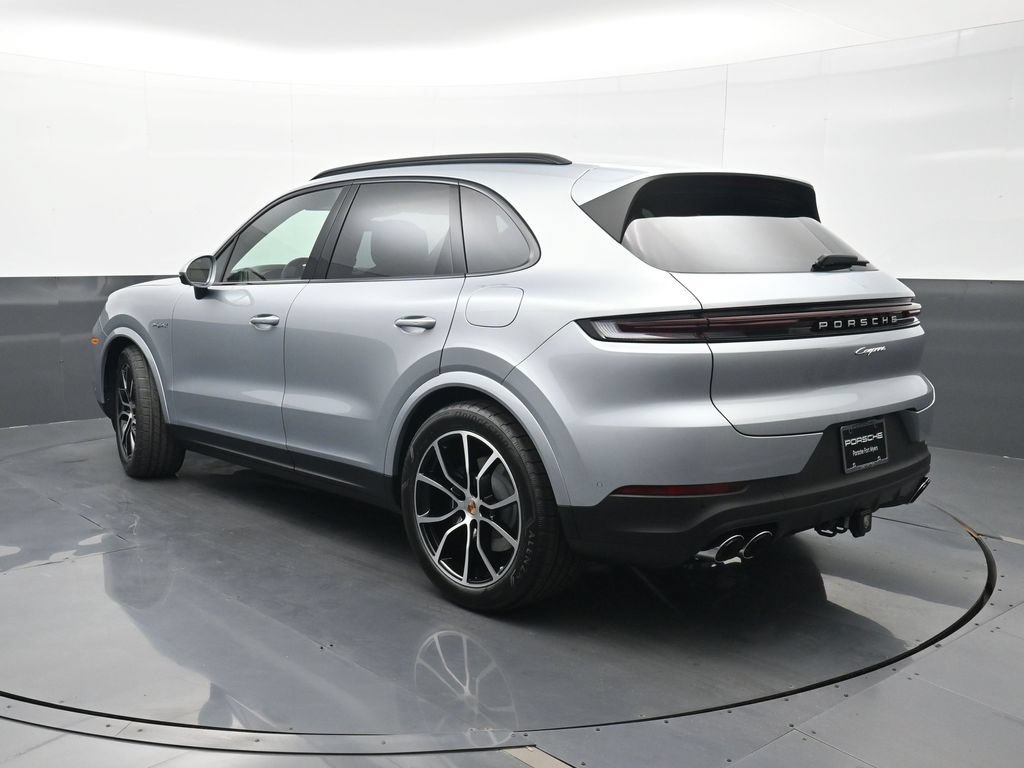New 2026 Porsche Cayenne E-Hybrid AWD/4WD image 3
