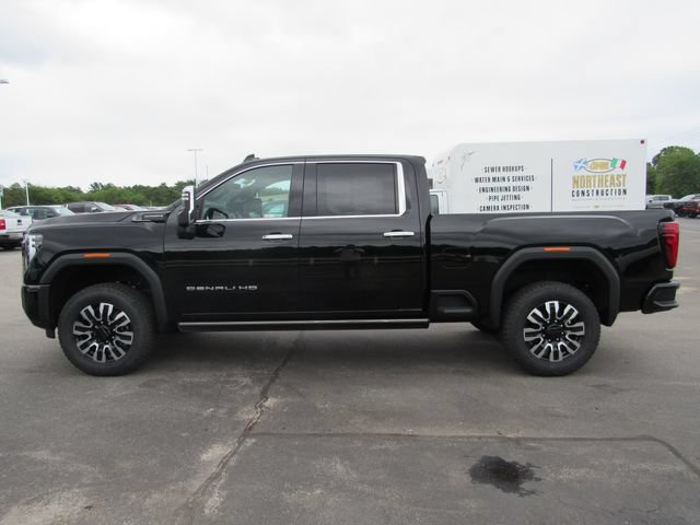 Certified 2026 GMC Sierra 2500 Denali Ultimate w/ Max Trailering Package AWD/4WD image 3
