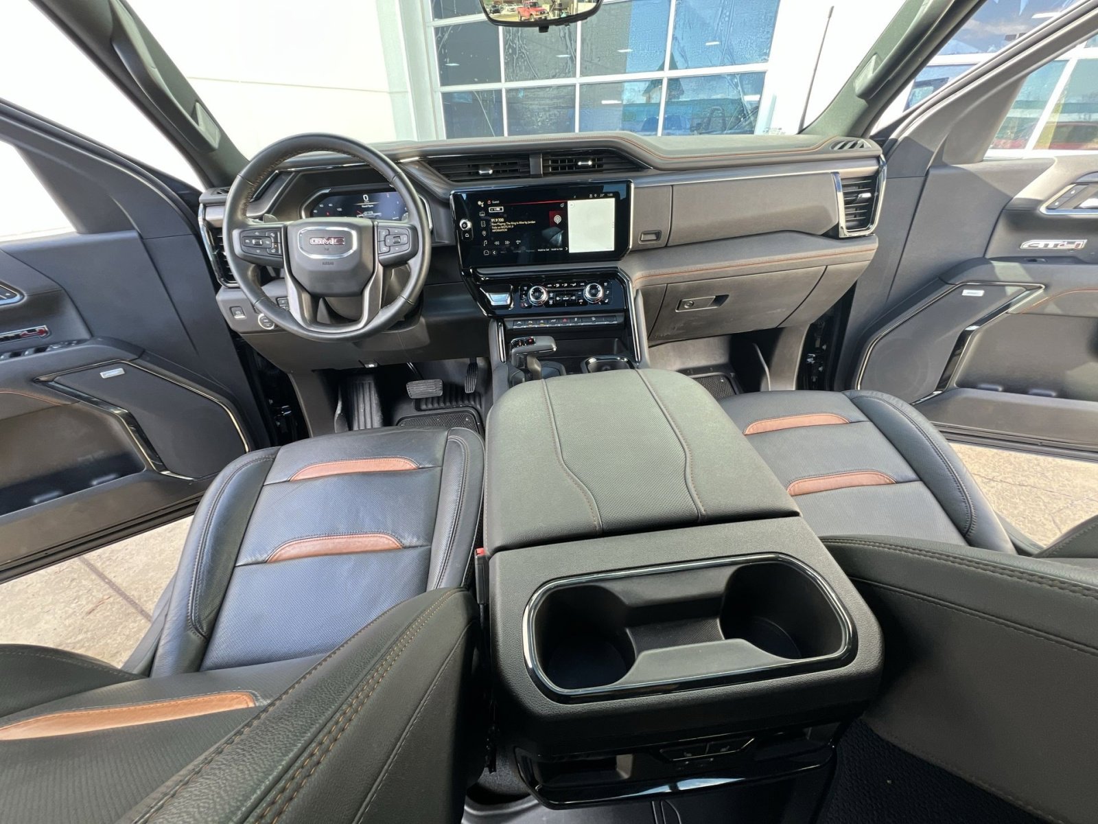 Used 2024 GMC Sierra 1500 AT4 w/ Technology Package image 23