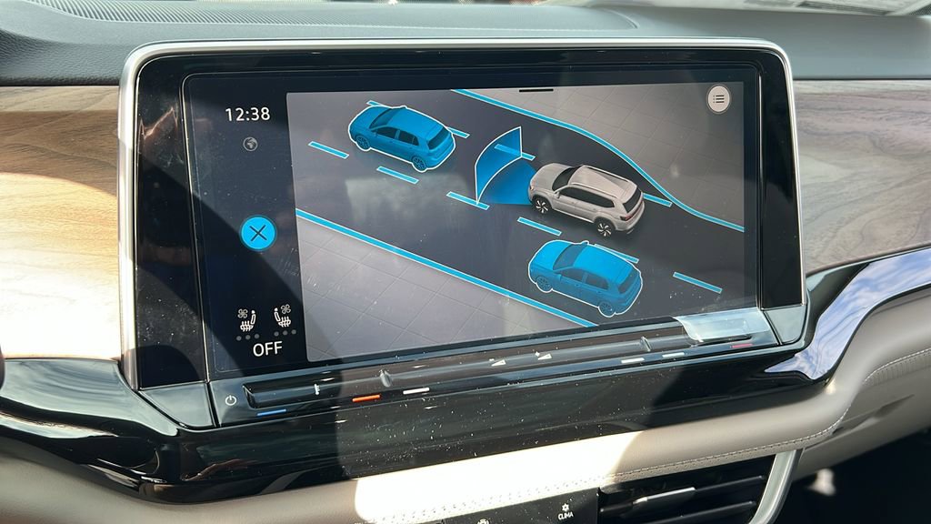 New 2026 Volkswagen Atlas SE image 25