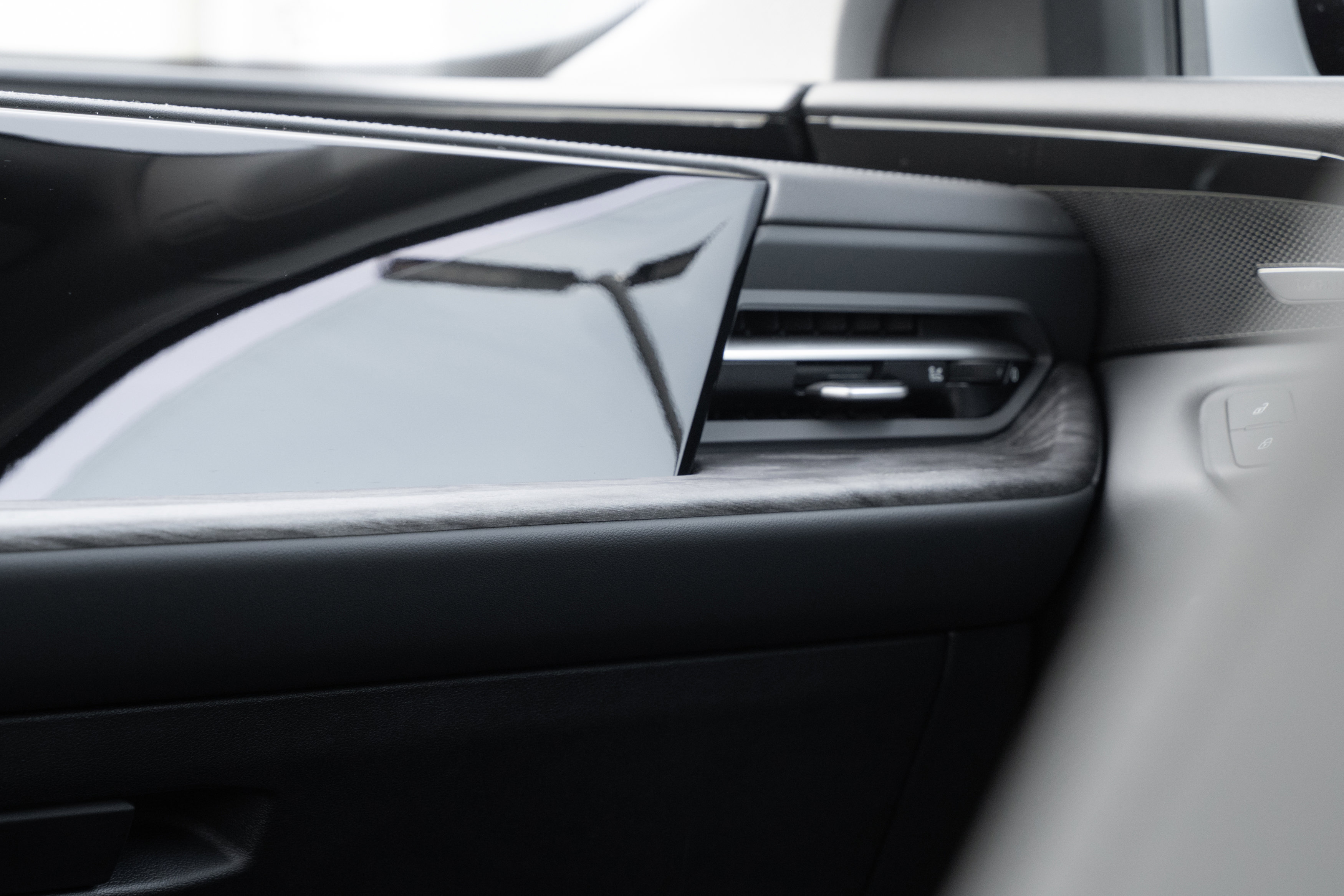 Certified 2025 Audi Q5 Premium Plus w/ Premium Plus AWD/4WD image 13