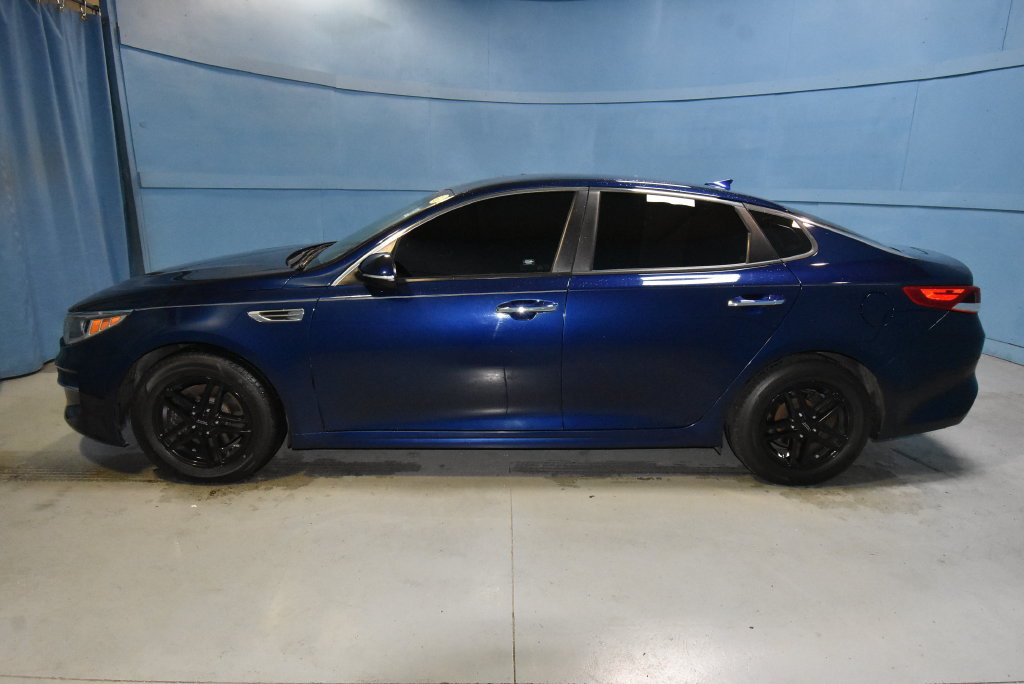 Used 2017 Kia Optima LX w/ Driver Convenience Package FWD image 25