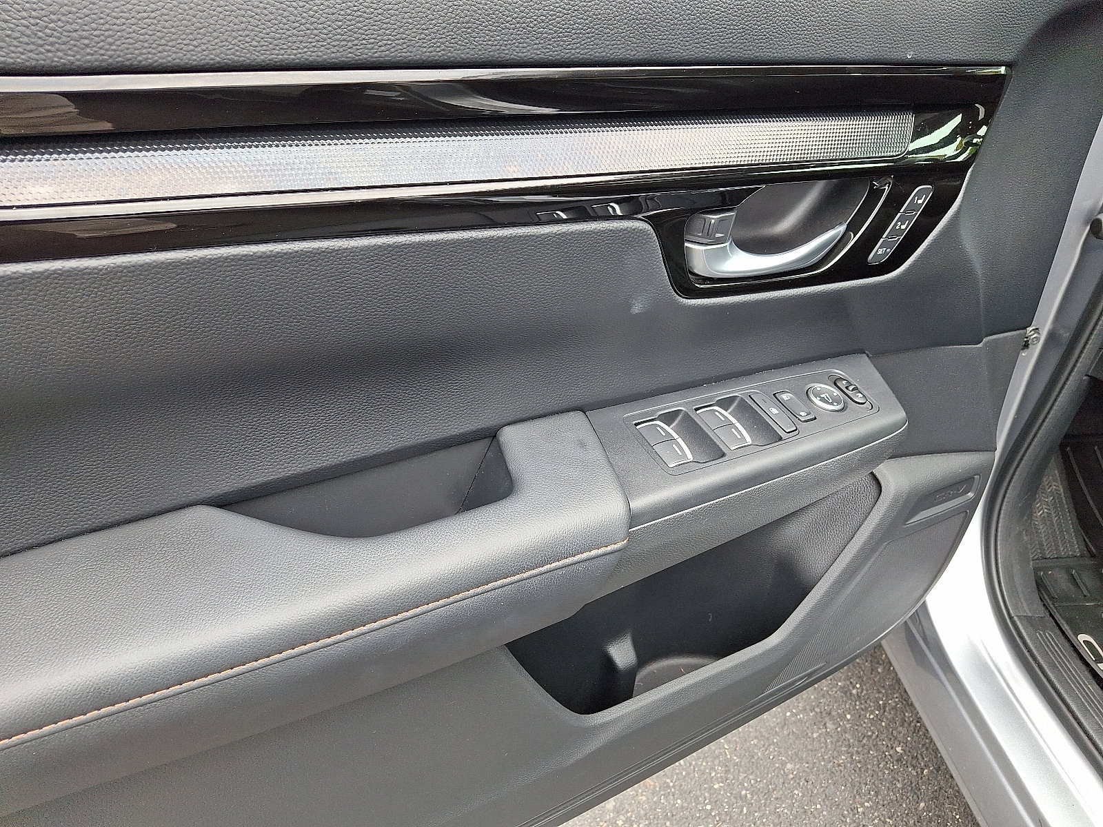 Certified 2023 Honda CR-V Sport Touring image 12