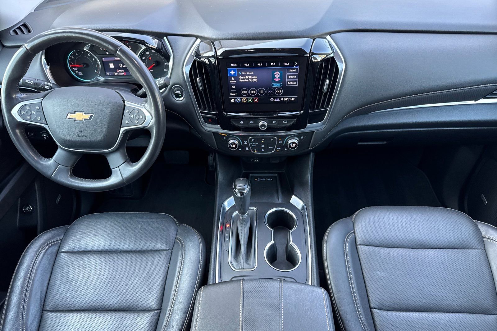 Used 2020 Chevrolet Traverse Premier w/ Redline Edition image 14
