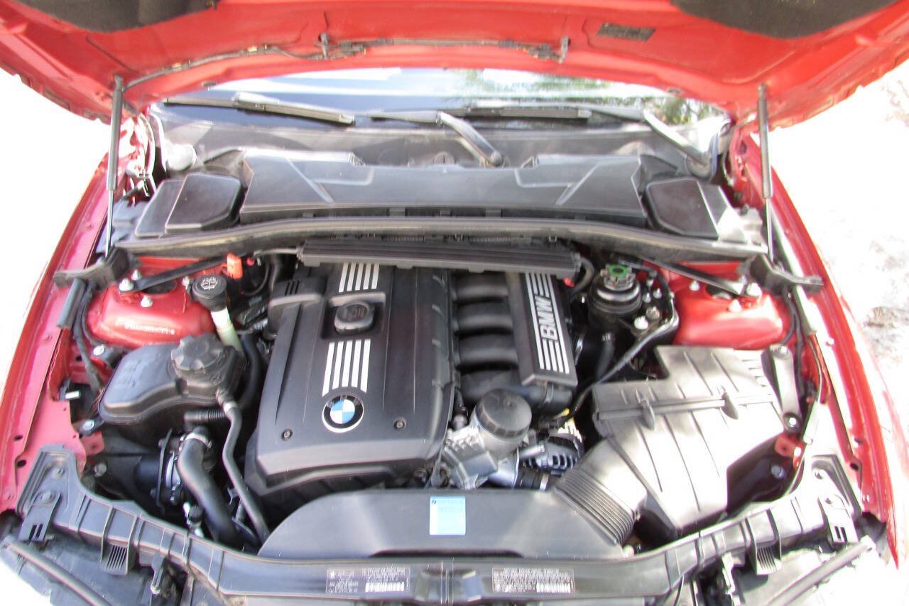 Used 2008 BMW 128i Convertible RWD image 31