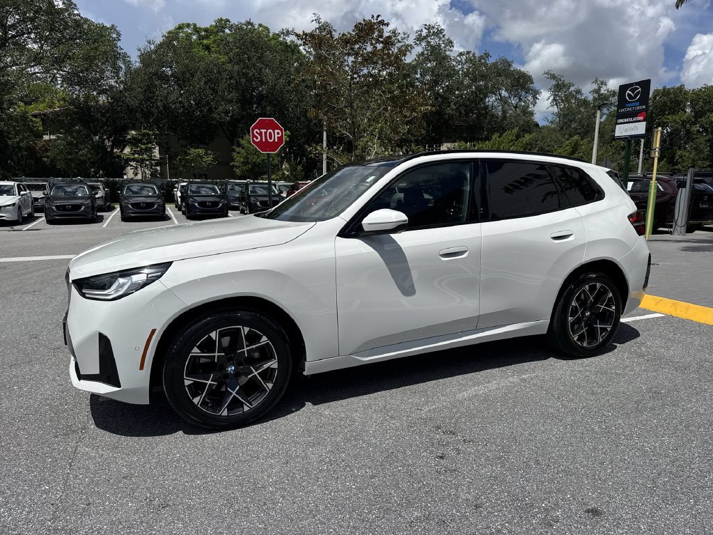 Used 2025 BMW X3 xDrive30i AWD/4WD image 10