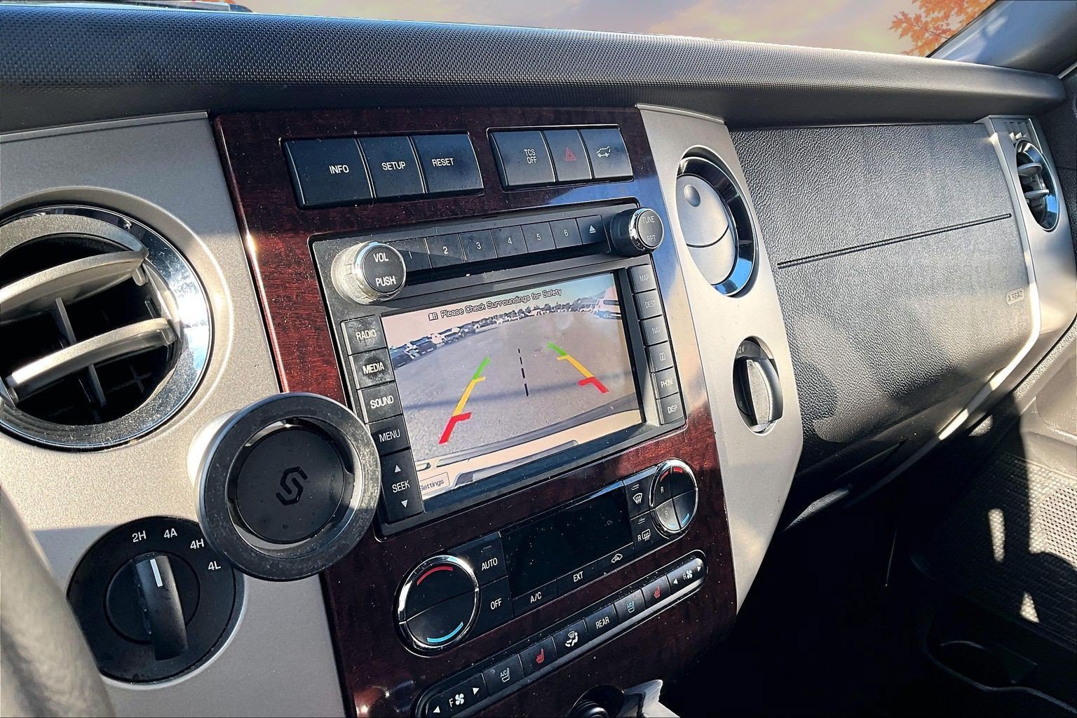 Used 2014 Ford Expedition King Ranch AWD/4WD image 14