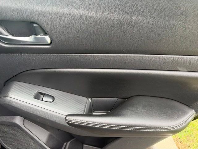 Used 2020 Nissan Altima 2.5 S AWD/4WD image 30