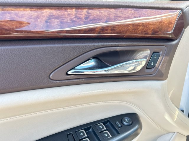 Used 2014 Cadillac SRX Luxury AWD/4WD image 27