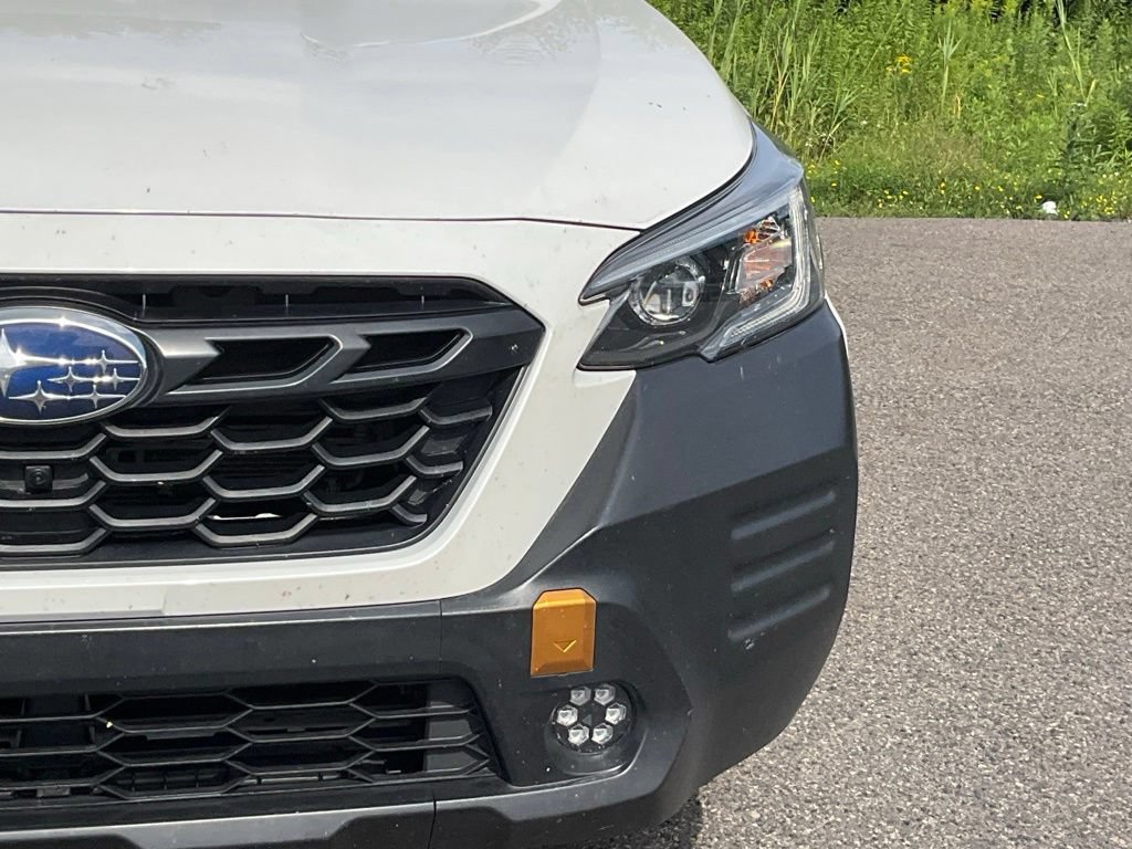 Used 2022 Subaru Outback Wilderness AWD/4WD image 2