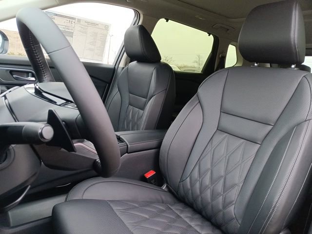 New 2026 Nissan Rogue Platinum w/ Platinum Premium Package image 13