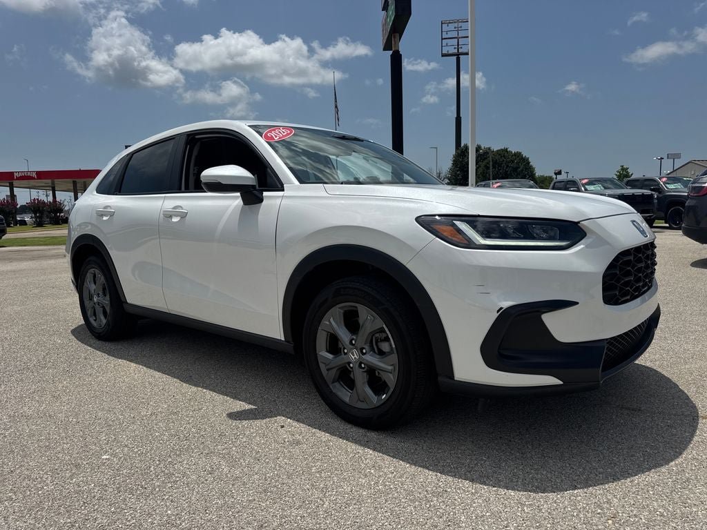 Used 2026 Honda HR-V LX image 9