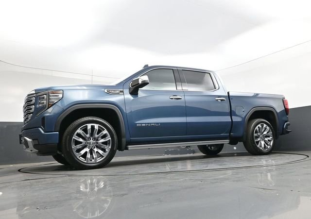 Used 2025 GMC Sierra 1500 Denali w/ Denali Reserve Package AWD/4WD image 34