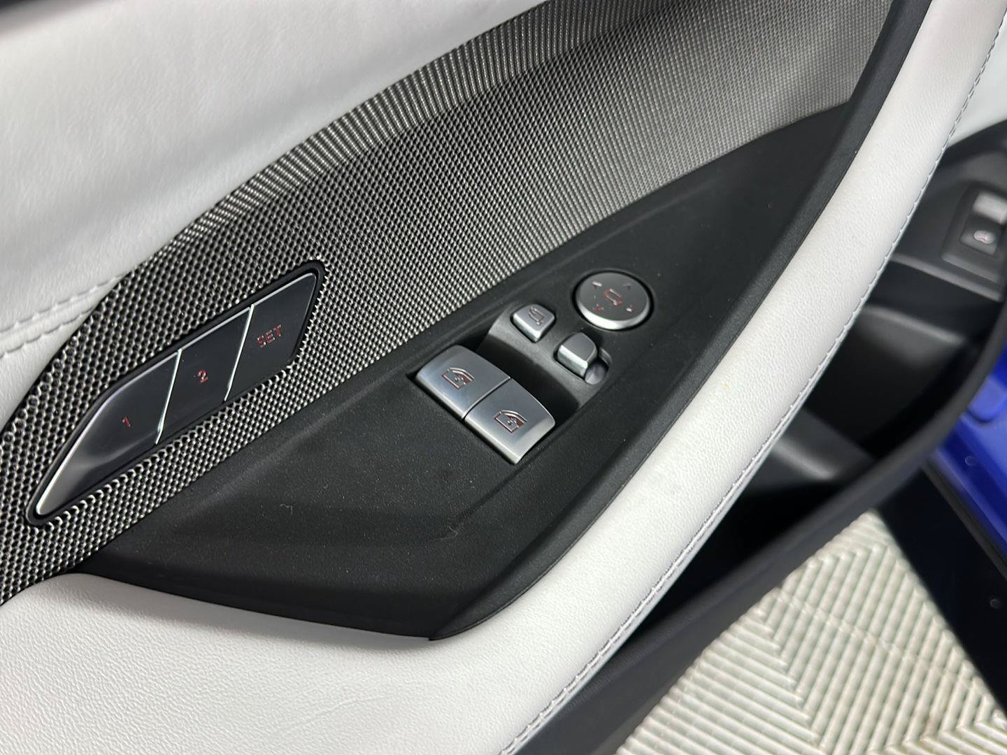 Used 2027 BMW M4 xDrive Competition w/ M Carbon Exterior Package AWD/4WD image 9