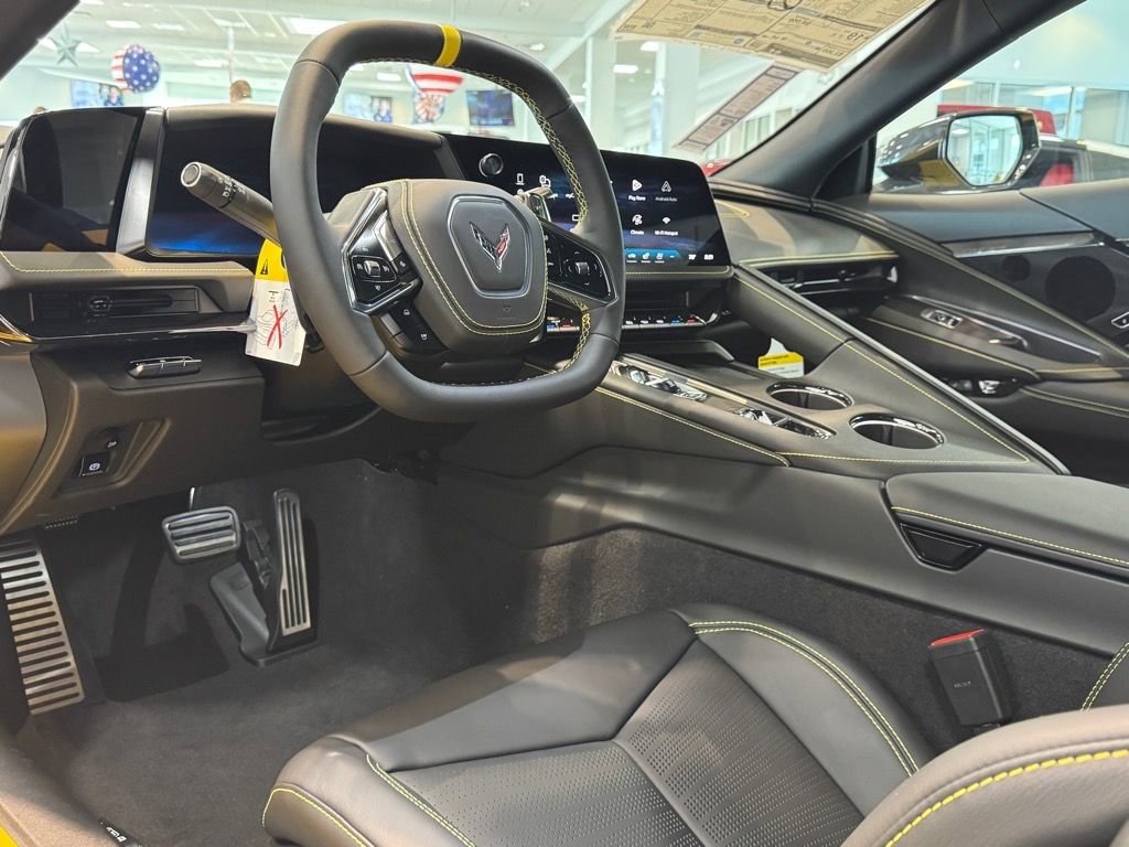 New 2026 Chevrolet Corvette Stingray Preferred Cpe w/ Z51 Performance Package image 9