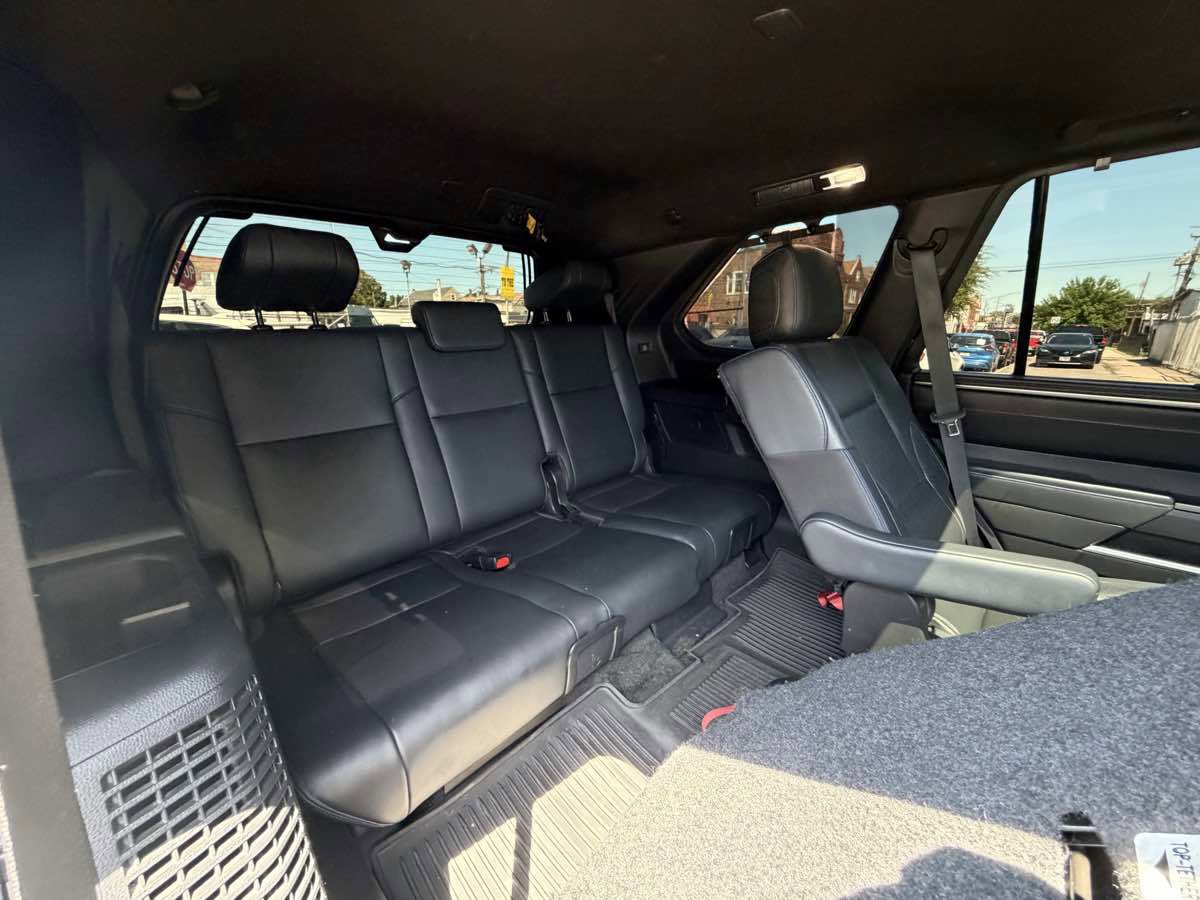 Used 2023 Toyota Sequoia Platinum AWD/4WD image 33